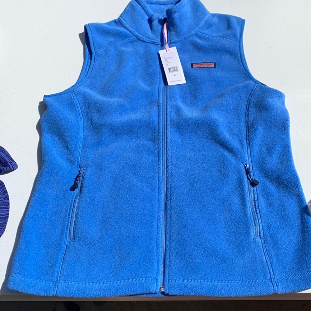 NWT VINEYARD VINES TIDE BLUE SIZE MEDIUM VEST